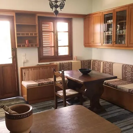 Сasa de vacaciones Vila Assos *
