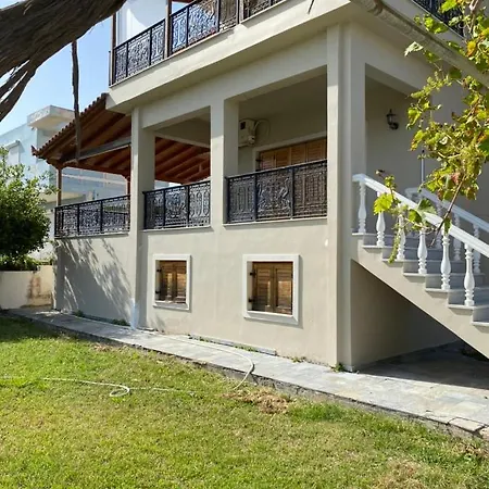 Vila Assos Сasa de vacaciones *